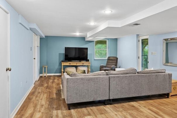Interior, Living room, Recessed Lighting, Wood Texture Flooring