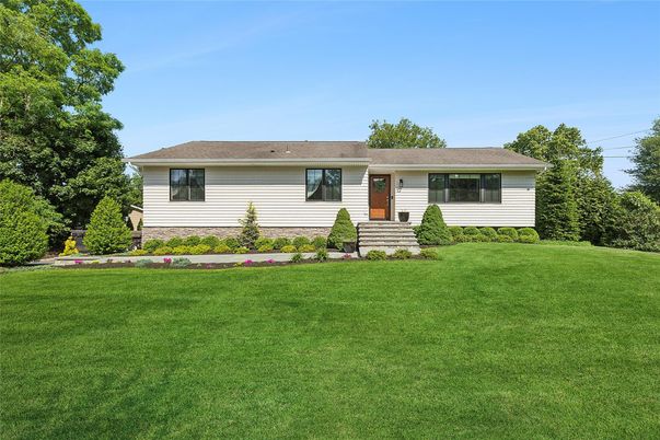 Backyard, Exterior, Facade, Ranch