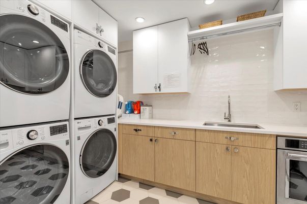 Interior, Recessed Lighting, Washer