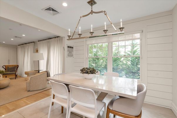 Chandelier, Dining room, Interior, Living room, Recessed Lighting, Wood Texture Flooring