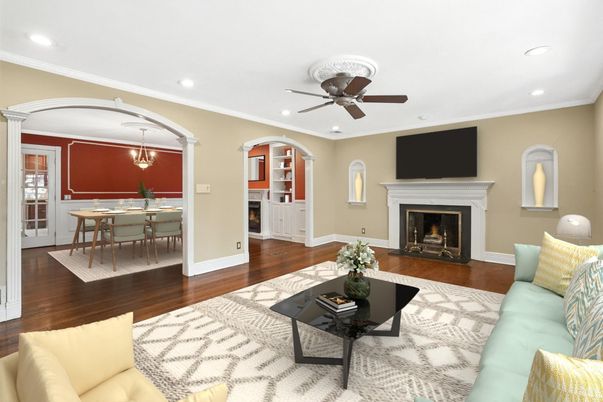 Dining room, Fireplace, Interior, Living room, Pendant Lights, Recessed Lighting, Wood Texture Flooring