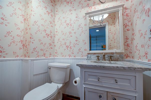 Bathroom, Interior