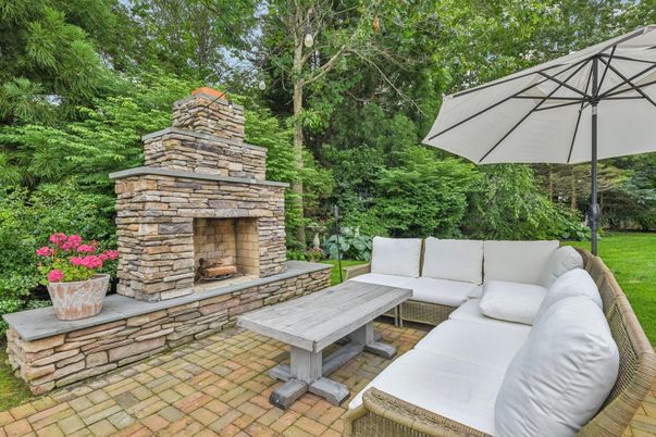 Exterior, Fireplace