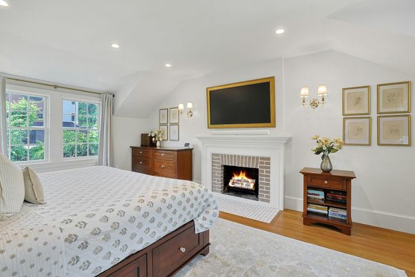 Bedroom, Fireplace, Interior, Recessed Lighting, Wood Texture Flooring