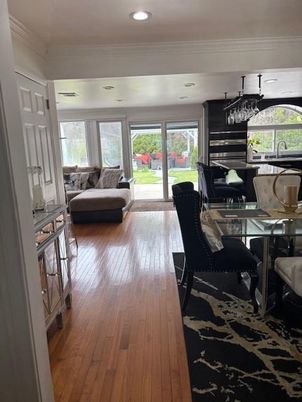 Dining room, Interior, Living room, Recessed Lighting, Wood Texture Flooring
