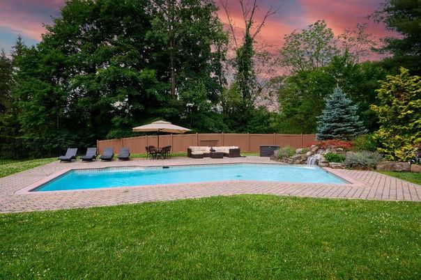 Backyard, Exterior, Pool