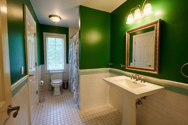 Bathroom, Interior