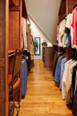 Interior, Walk-in Closets, Wood Texture Flooring