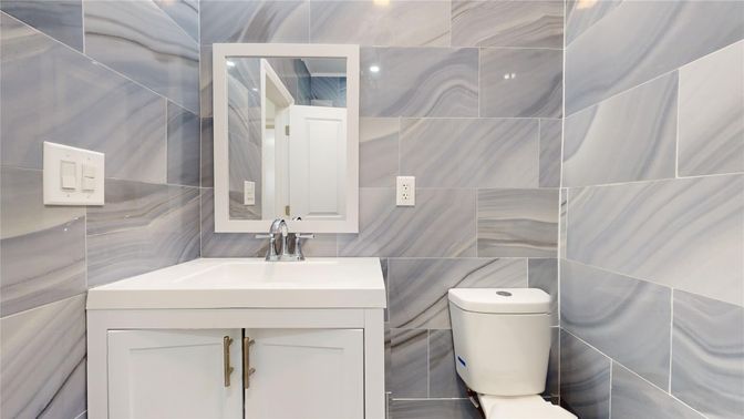 Bathroom, Interior
