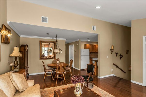 Dining room, Interior, Kitchen, Pendant Lights, Recessed Lighting, Wood Texture Flooring