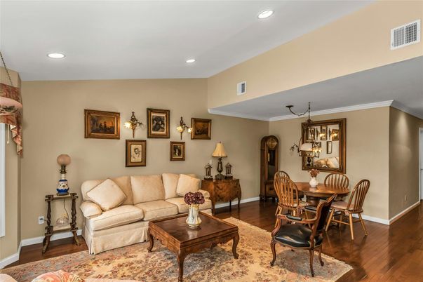 Dining room, Interior, Living room, Recessed Lighting, Wood Texture Flooring