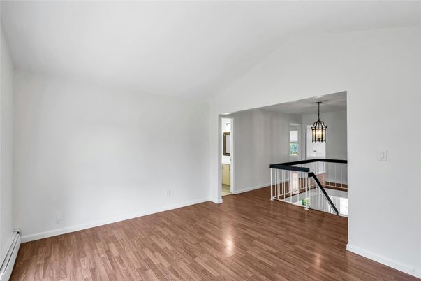 Empty room, Interior, Pendant Lights, Wood Texture Flooring