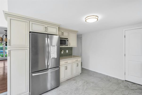 Interior, Kitchen, Marble, Stainless Steel Appliances