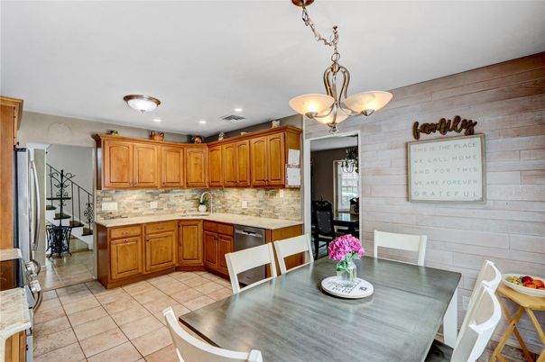 Dining room, Interior, Kitchen, Pendant Lights, Recessed Lighting