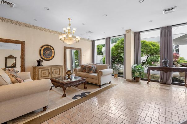 Chandelier, Interior, Living room, Recessed Lighting