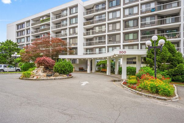 Exterior, Facade, Condo Building