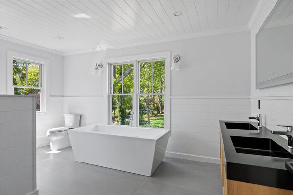 Bathroom, Free Standing Baths, Interior