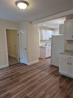 Interior, Kitchen, Recessed Lighting, Wood Texture Flooring