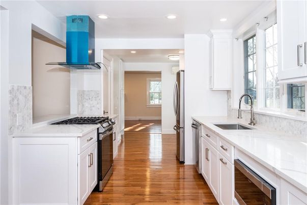 Interior, Kitchen, Recessed Lighting, Wood Texture Flooring