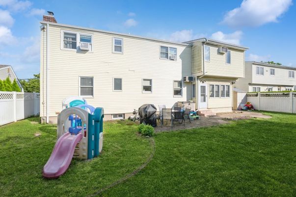 Backyard, Exterior, Playground