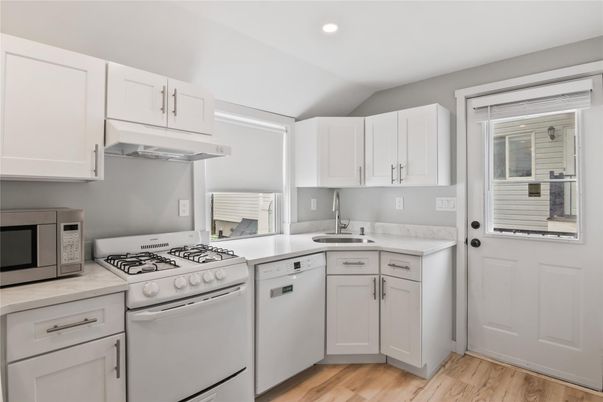 Interior, Kitchen, Recessed Lighting, Wood Texture Flooring