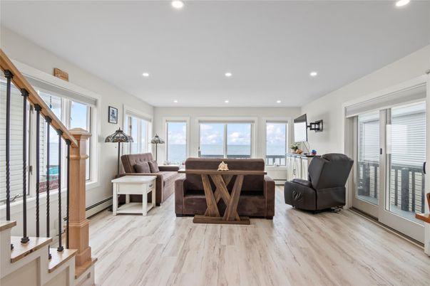 Interior, Living room, Recessed Lighting, Water, Wood Texture Flooring