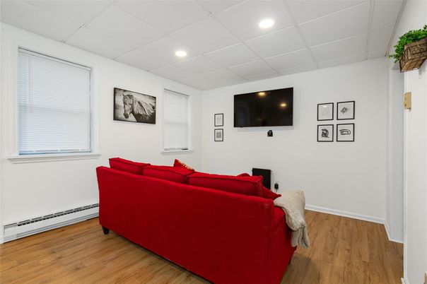 Interior, Living room, Recessed Lighting, Wood Texture Flooring