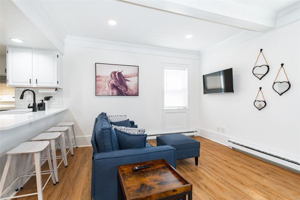 Interior, Kitchen, Living room, Recessed Lighting, Wood Texture Flooring