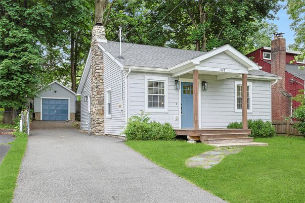 Detached Garage, Exterior