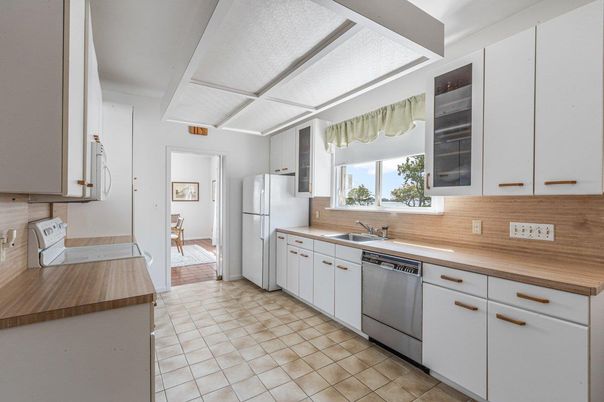 Interior, Kitchen