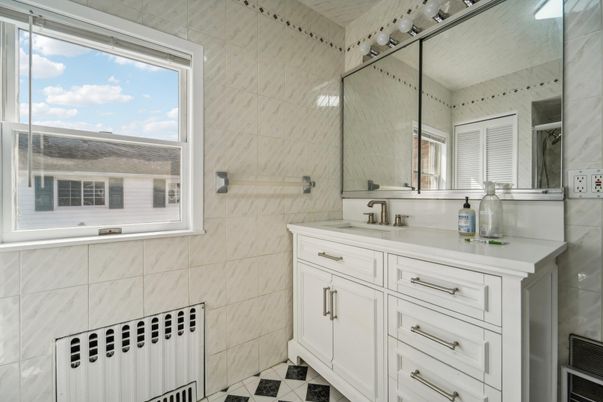 Bathroom, Interior, Marble Walls