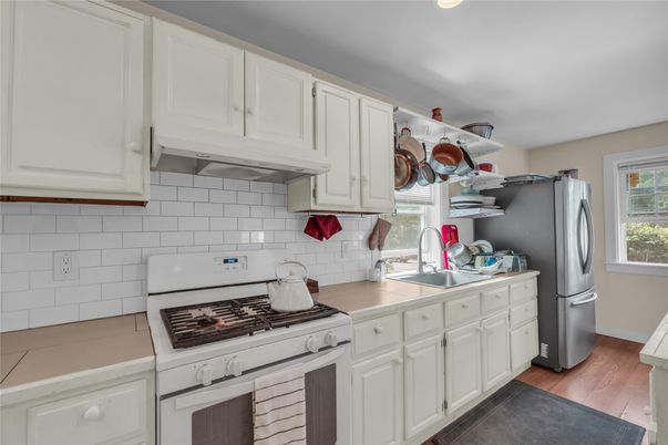 Interior, Kitchen, Wood Texture Flooring