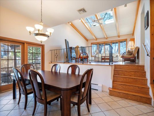 Chandelier, Dining room, Interior