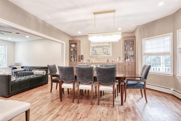 Chandelier, Dining room, Interior, Recessed Lighting, Wood Texture Flooring