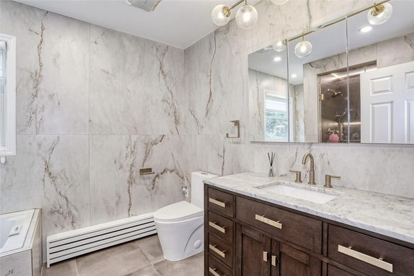 Bathroom, Interior, Marble Walls, Recessed Lighting