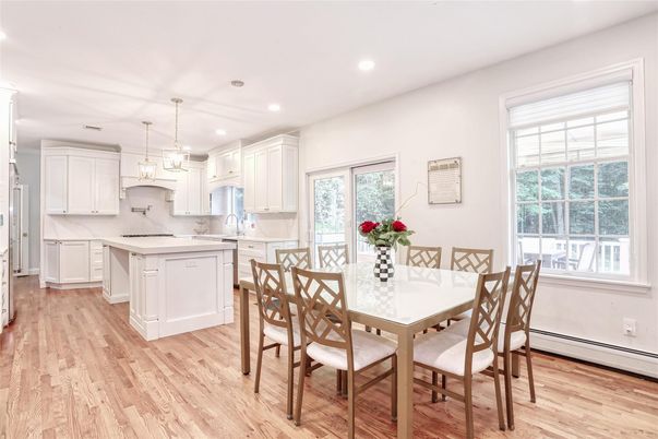 Dining room, Interior, Kitchen, Pendant Lights, Recessed Lighting, Wood Texture Flooring