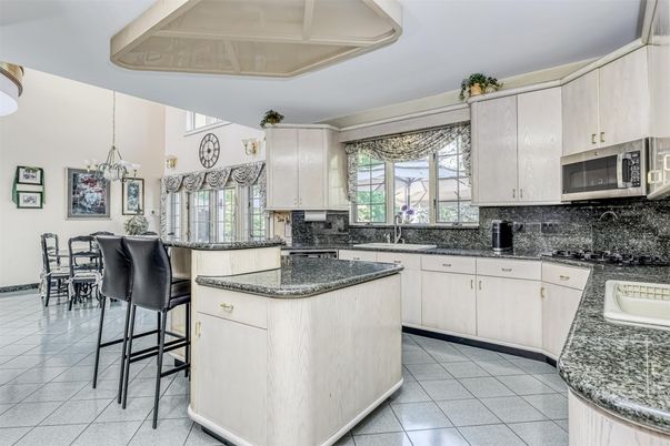 Dining room, Interior, Kitchen, Pendant Lights