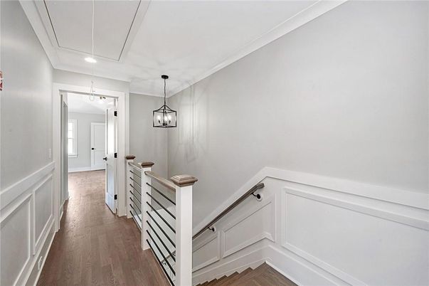 Interior, Pendant Lights, Recessed Lighting, Wood Texture Flooring