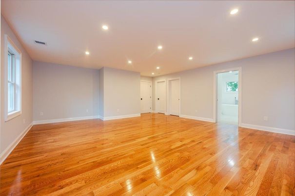 Empty room, Interior, Recessed Lighting, Wood Texture Flooring