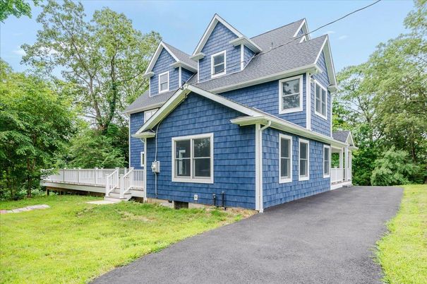 Exterior, Facade, Cape Cod