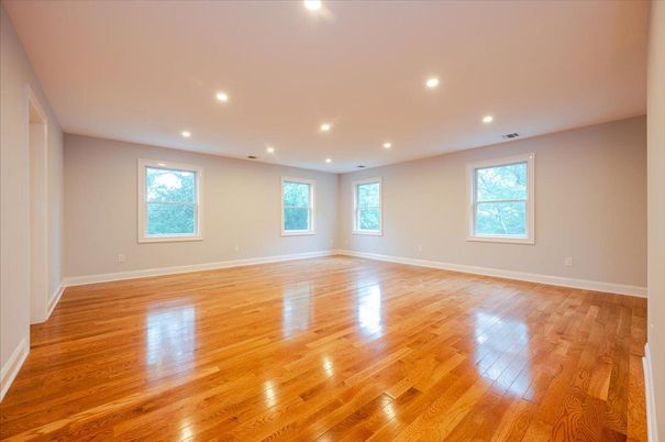 Empty room, Interior, Recessed Lighting, Wood Texture Flooring