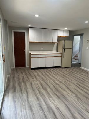 Interior, Kitchen, Recessed Lighting, Wood Texture Flooring