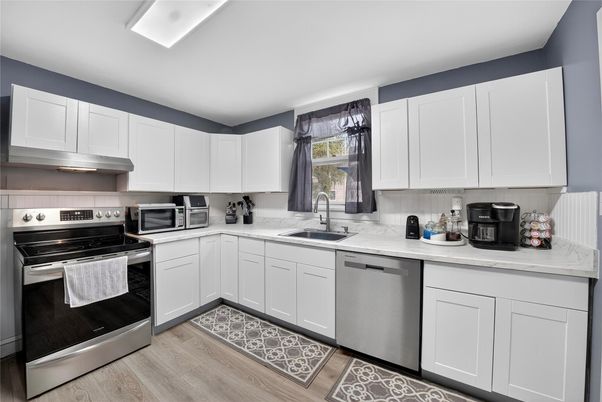 Interior, Kitchen, Stainless Steel Appliances, Wood Texture Flooring