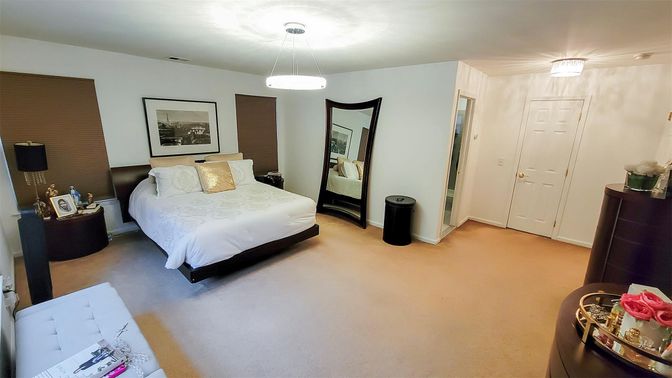 Bedroom, Interior, Pendant Lights