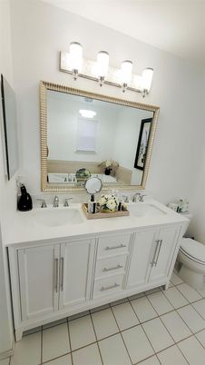 Bathroom, Dual Sink Vanities, Interior