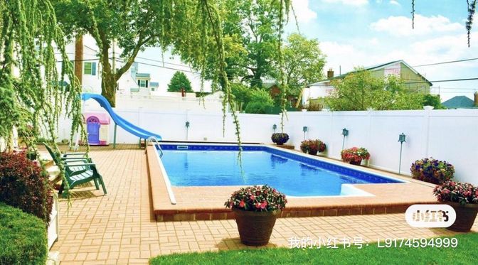 Exterior, Playground, Pool