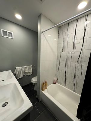 Bathroom, Interior, Recessed Lighting