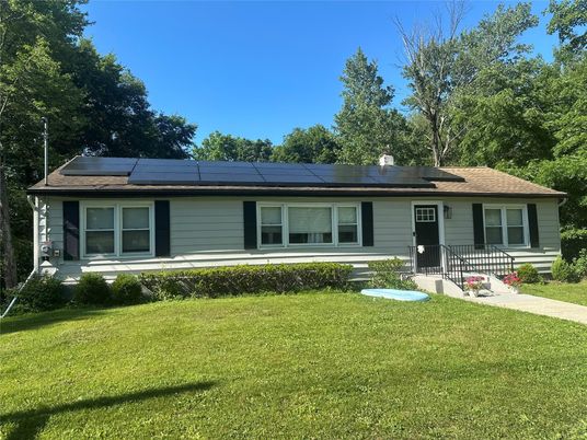 Backyard, Exterior, Facade, Solar Panels, Ranch