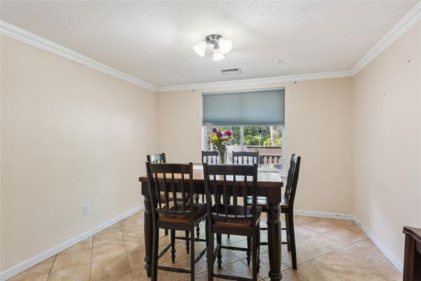 Dining room, Interior