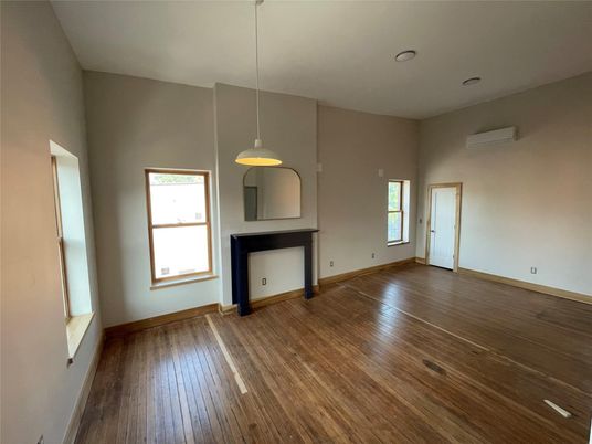 Empty room, Interior, Pendant Lights, Wood Texture Flooring